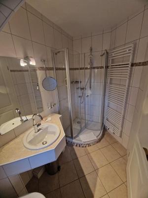 נבל Inselhotel Kapitaen Tadsen / Amrum מראה חיצוני תמונה