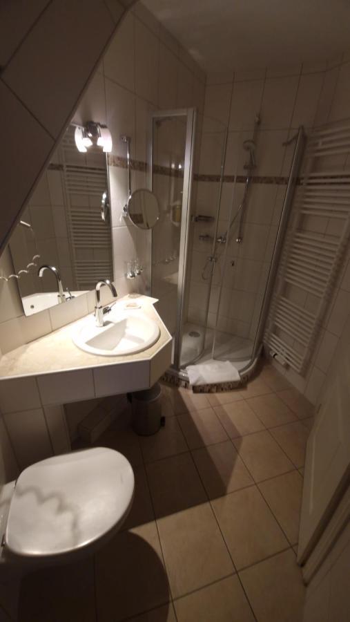 נבל Inselhotel Kapitaen Tadsen / Amrum מראה חיצוני תמונה